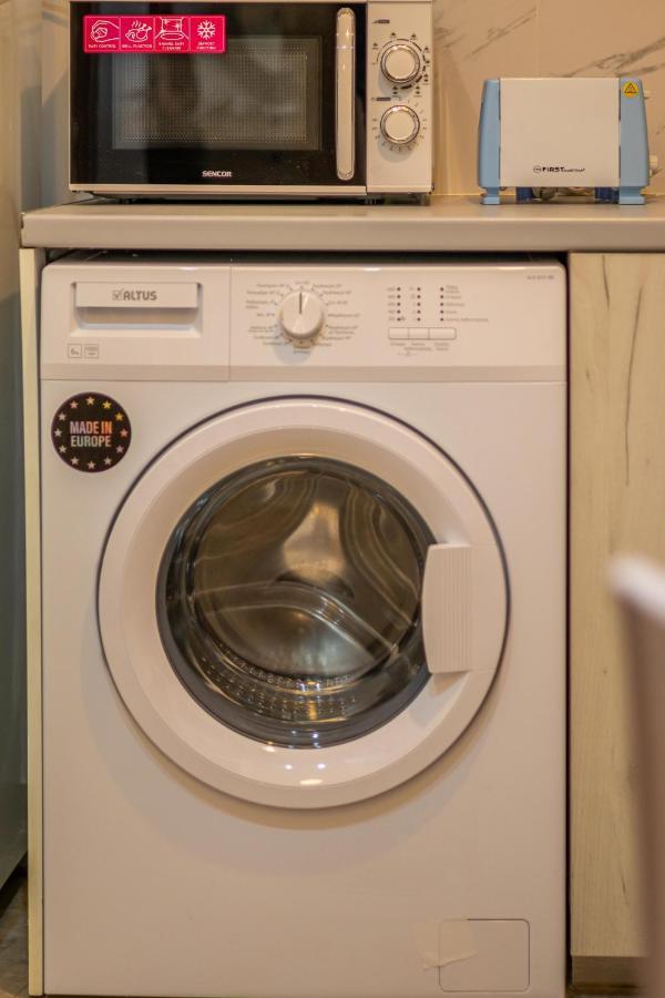Korinthos Downtown Apartment ภายนอก รูปภาพ