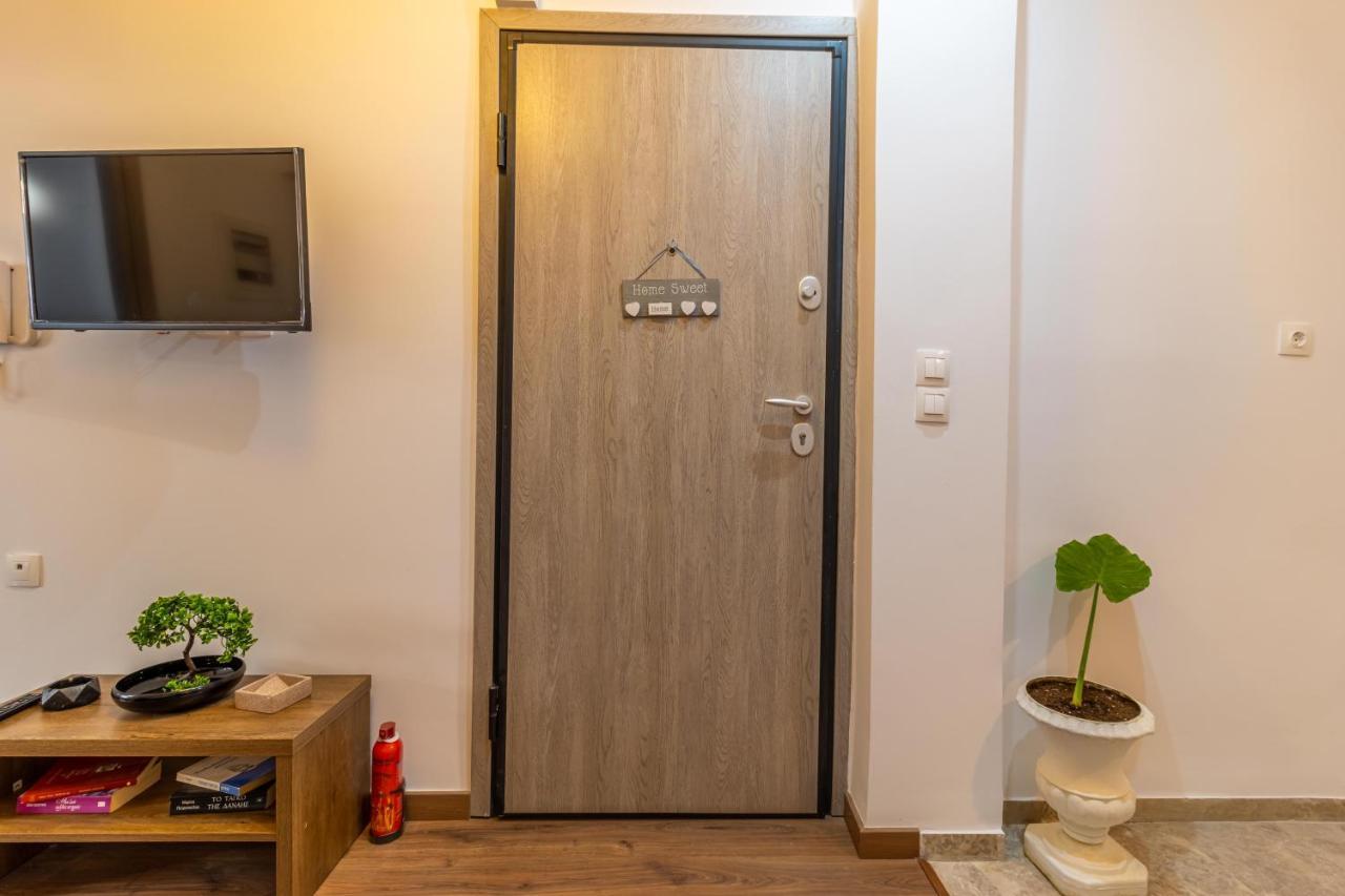 Korinthos Downtown Apartment ภายนอก รูปภาพ
