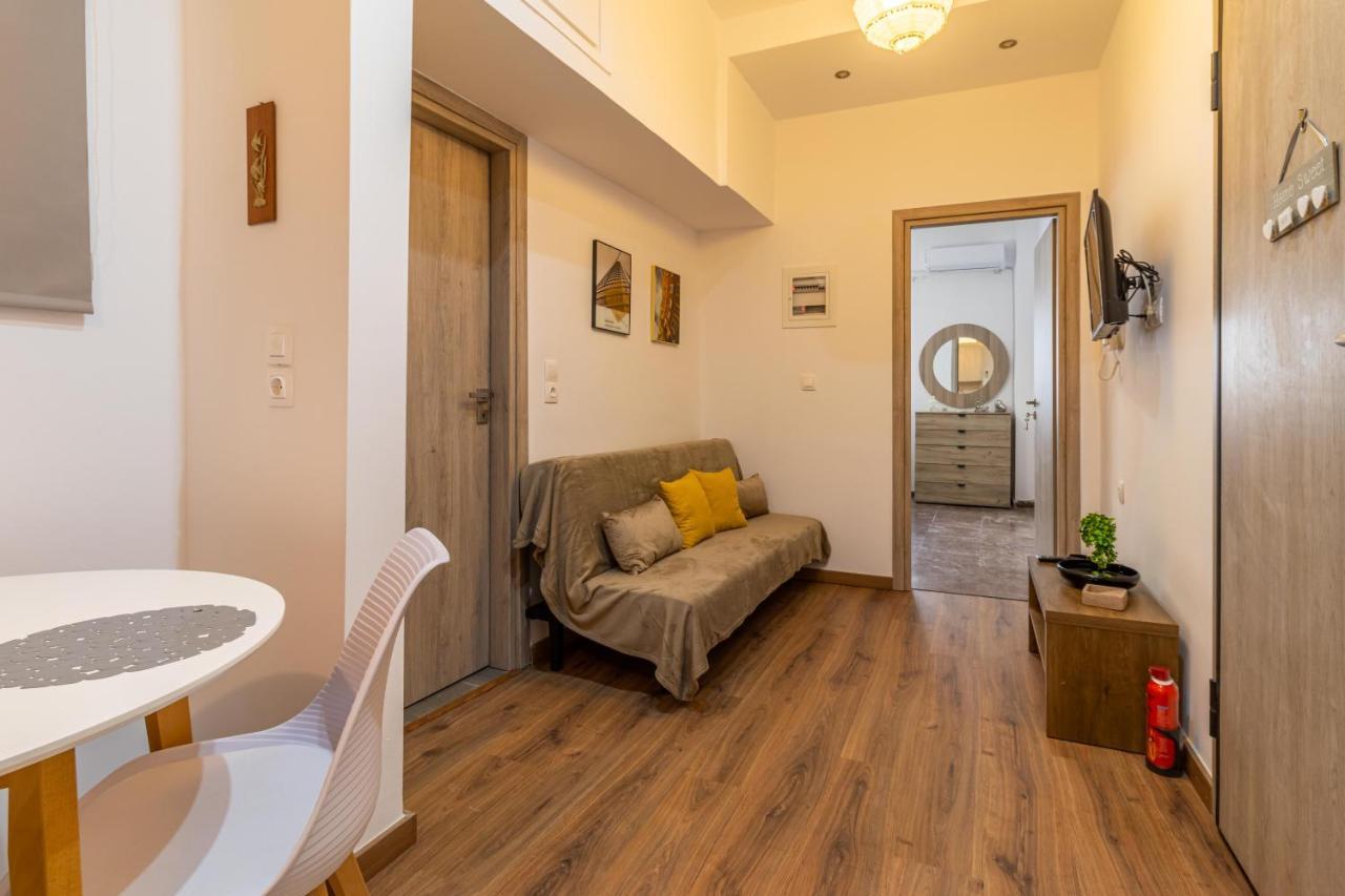 Korinthos Downtown Apartment ภายนอก รูปภาพ